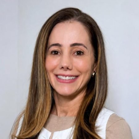 perfil_Alessandra_Fanelli
